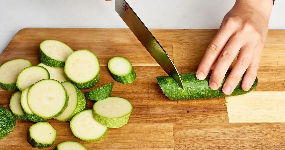 How to cut Zucchini